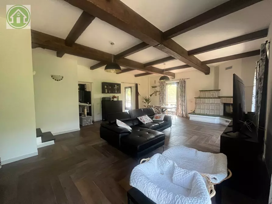 Immagine 16 di Casa indipendente in vendita  a Serramazzoni
