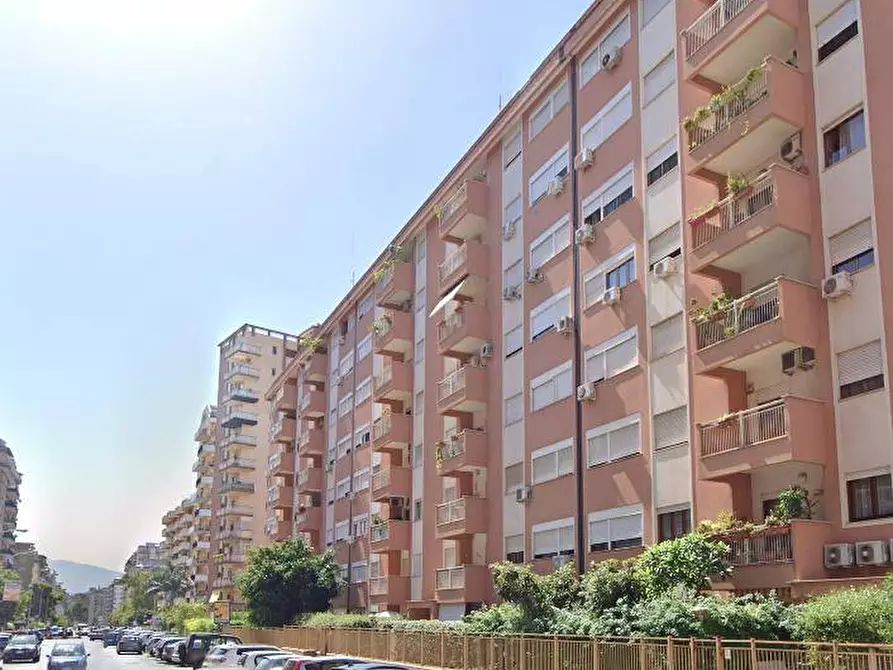 Immagine 2 di Appartamento in vendita  in nebrodi 82 a Palermo
