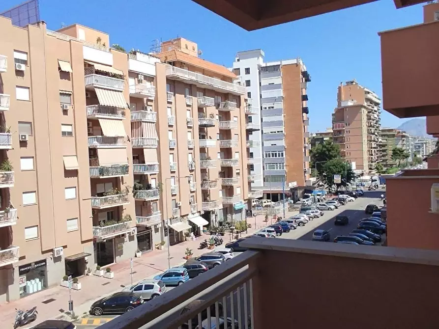 Immagine 6 di Appartamento in vendita  in nebrodi 82 a Palermo