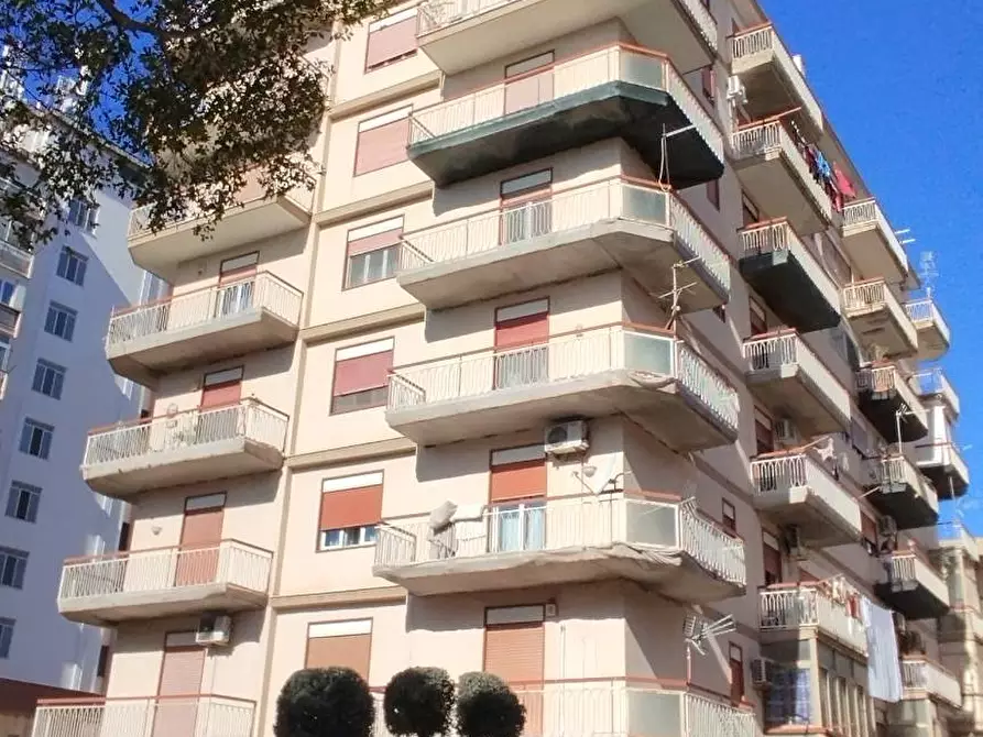 Immagine 2 di Appartamento in vendita  in Viale Praga 14 a Palermo