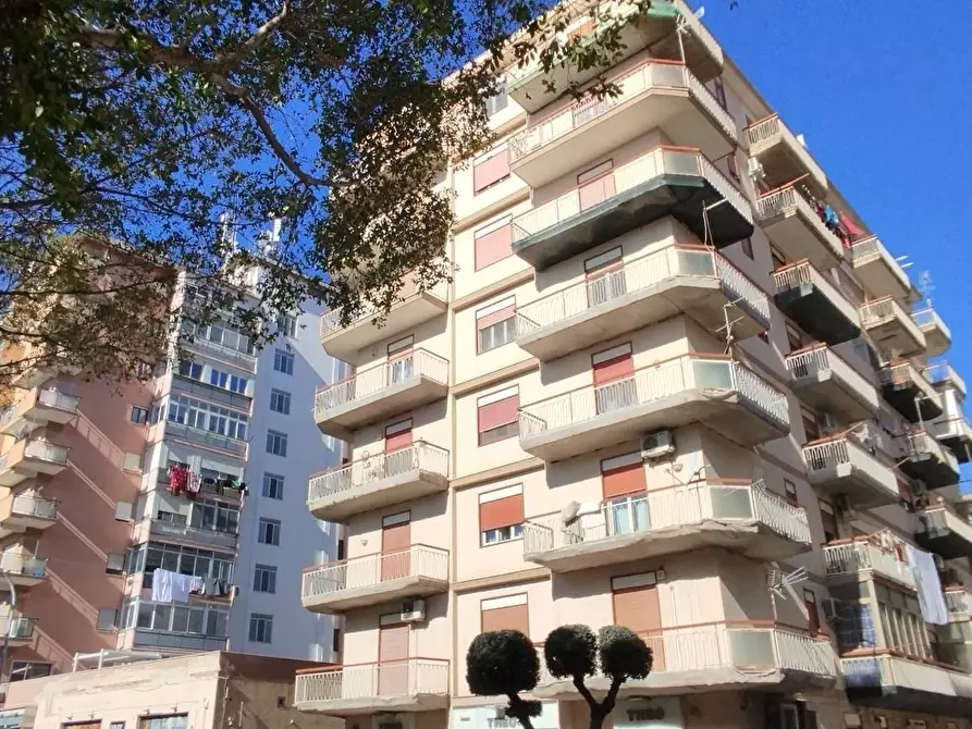 Immagine 3 di Appartamento in vendita  in Viale Praga 14 a Palermo