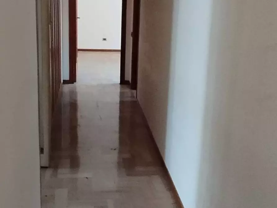 Immagine 30 di Appartamento in vendita  in Viale Praga 14 a Palermo