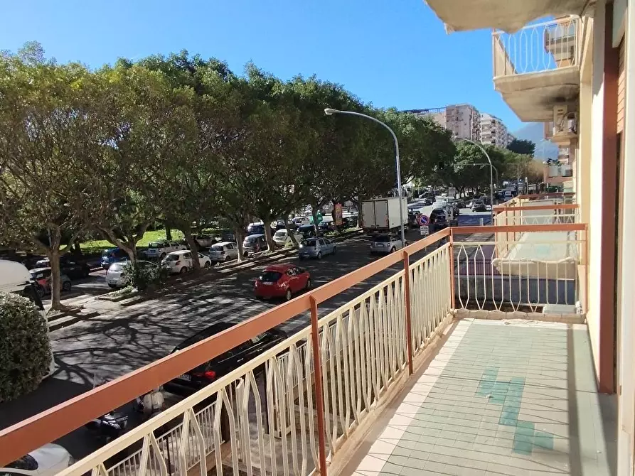 Immagine 35 di Appartamento in vendita  in Viale Praga 14 a Palermo