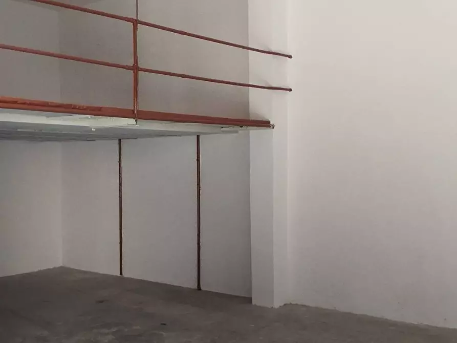 Immagine 12 di Box auto in vendita  in Via Franz Liszt 4 a Palermo