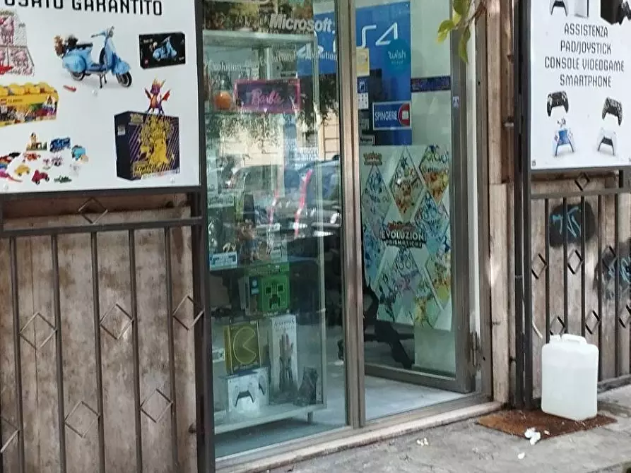 Immagine 1 di Locale commerciale in vendita  in Via Sammartino 28/a a Palermo