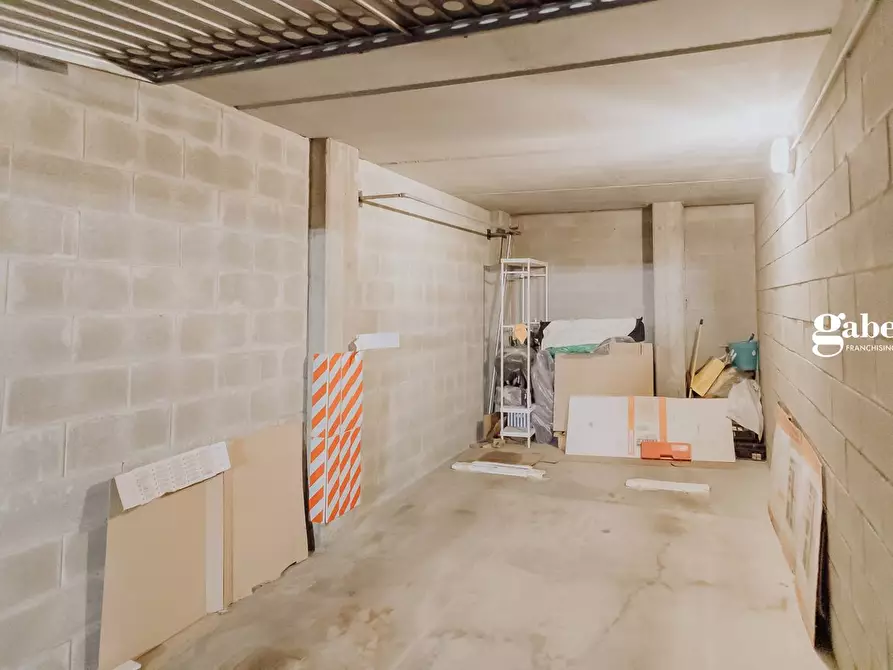 Immagine 4 di Box auto in vendita  a Cernusco Lombardone