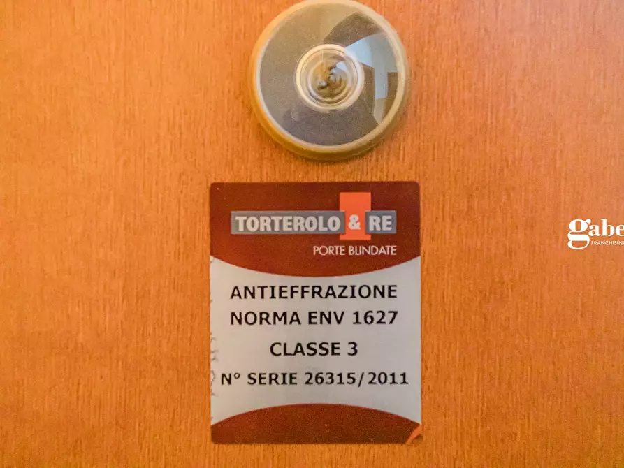 Immagine 21 di Appartamento in vendita  in viale Verdi 59 a Merate