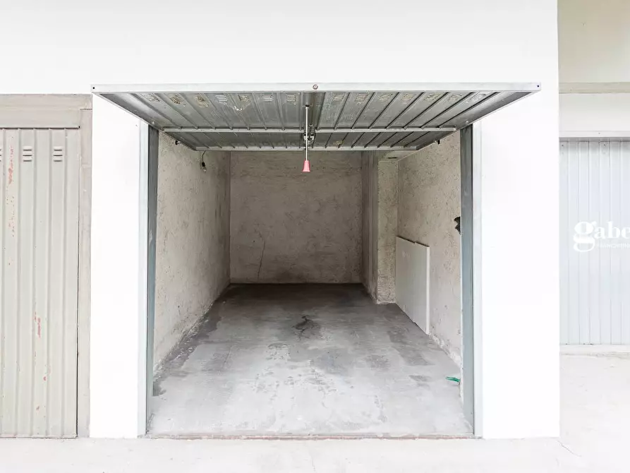 Immagine 20 di Appartamento in vendita  in Via Monte Bianco 1 a Busto Arsizio