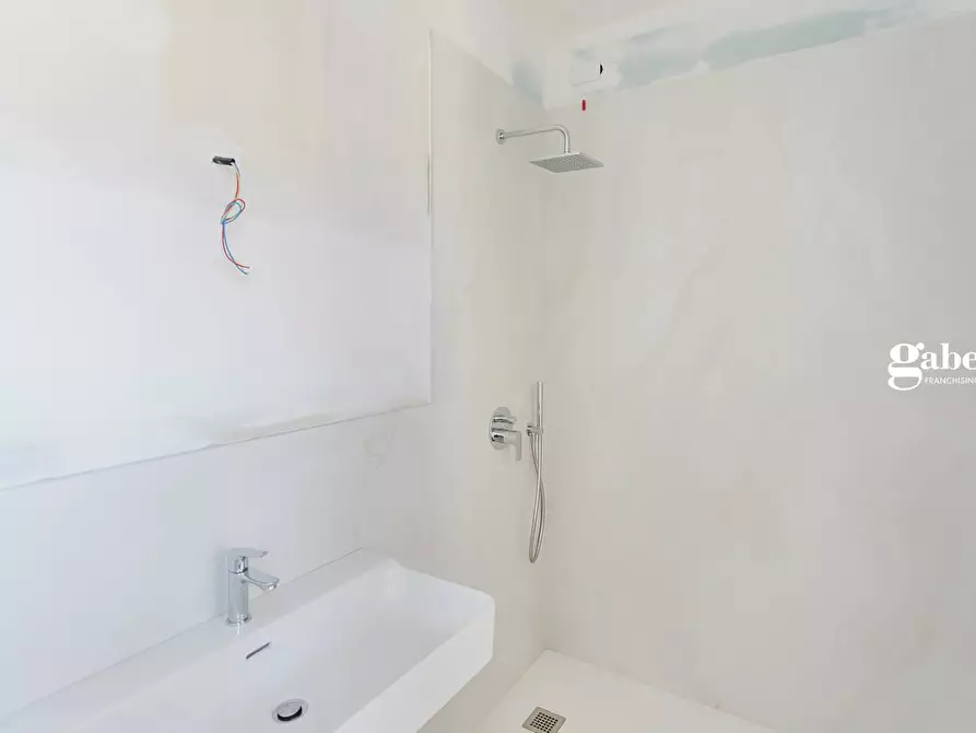 Immagine 17 di Appartamento in vendita  in Via Antonio Baslini snc a Merate