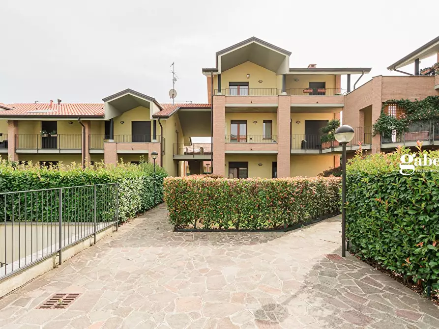 Immagine 42 di Appartamento in vendita  in Via Caduti della Libertà 5 a Verderio Superiore