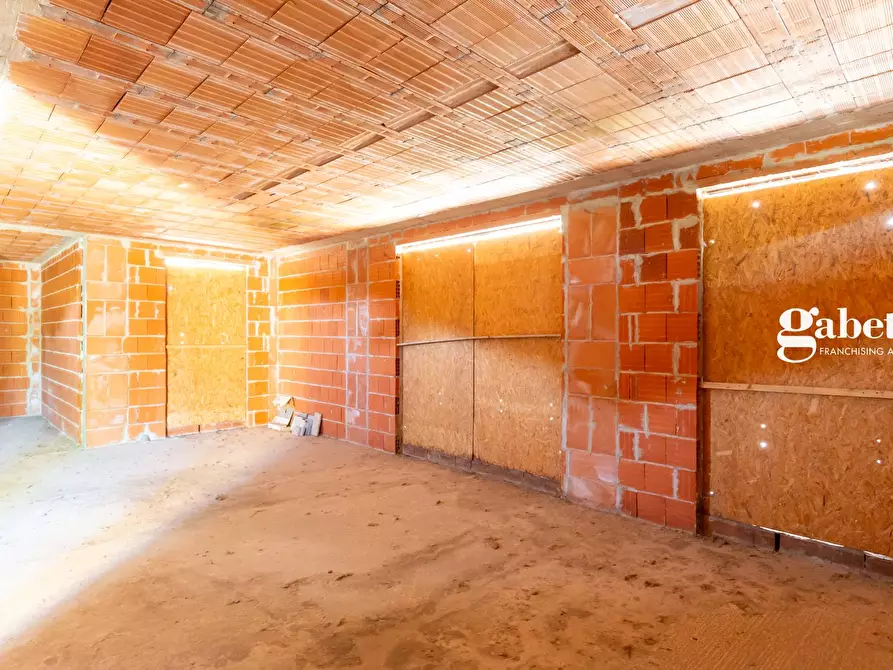 Immagine 5 di Villa in vendita  in Via Grigna Snc a Verderio Superiore