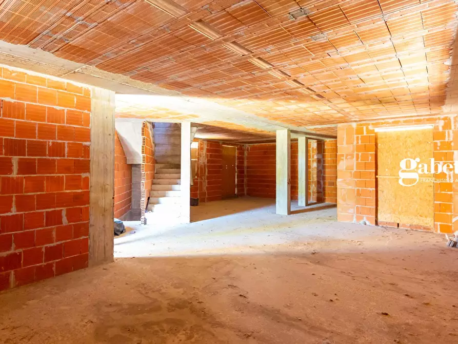 Immagine 6 di Villa in vendita  in Via Grigna Snc a Verderio Superiore