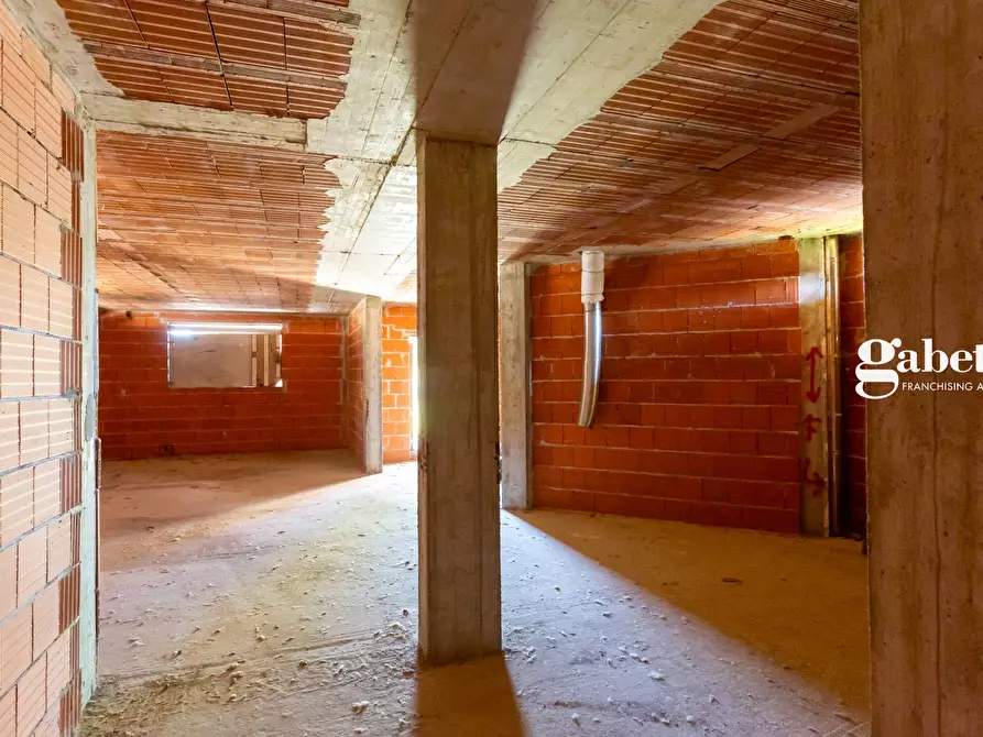 Immagine 9 di Villa in vendita  in Via Grigna Snc a Verderio Superiore