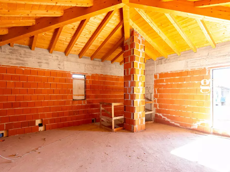 Immagine 18 di Villa in vendita  in Via Grigna Snc a Verderio Superiore