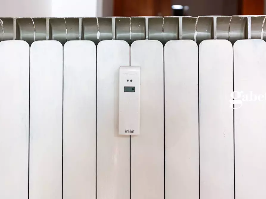 Immagine 18 di Negozio in vendita  in via volta 2 a Paderno D'adda