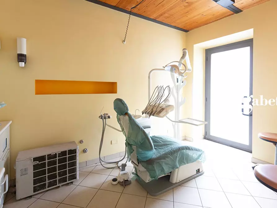 Immagine 3 di Ufficio in vendita  in vicolo San Vittore 1 a Mezzago