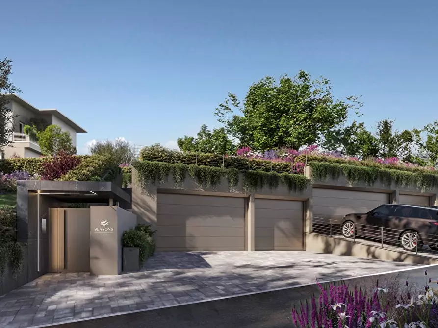 Immagine 3 di Villa in vendita  in VIA SAN PIETRO SNC a La Valletta Brianza