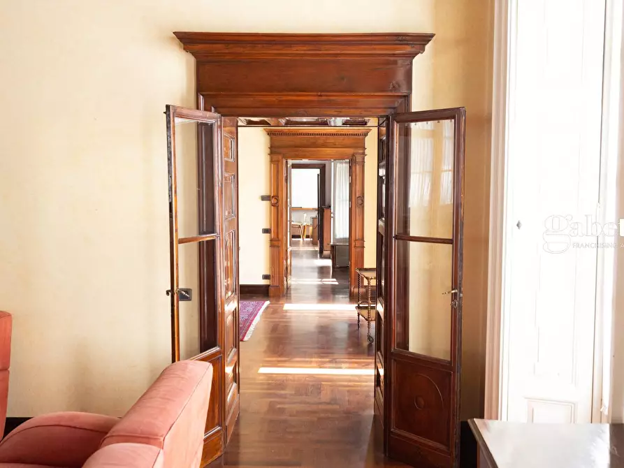 Immagine 20 di Palazzo in vendita  in Piazza Cioja 1 a Missaglia