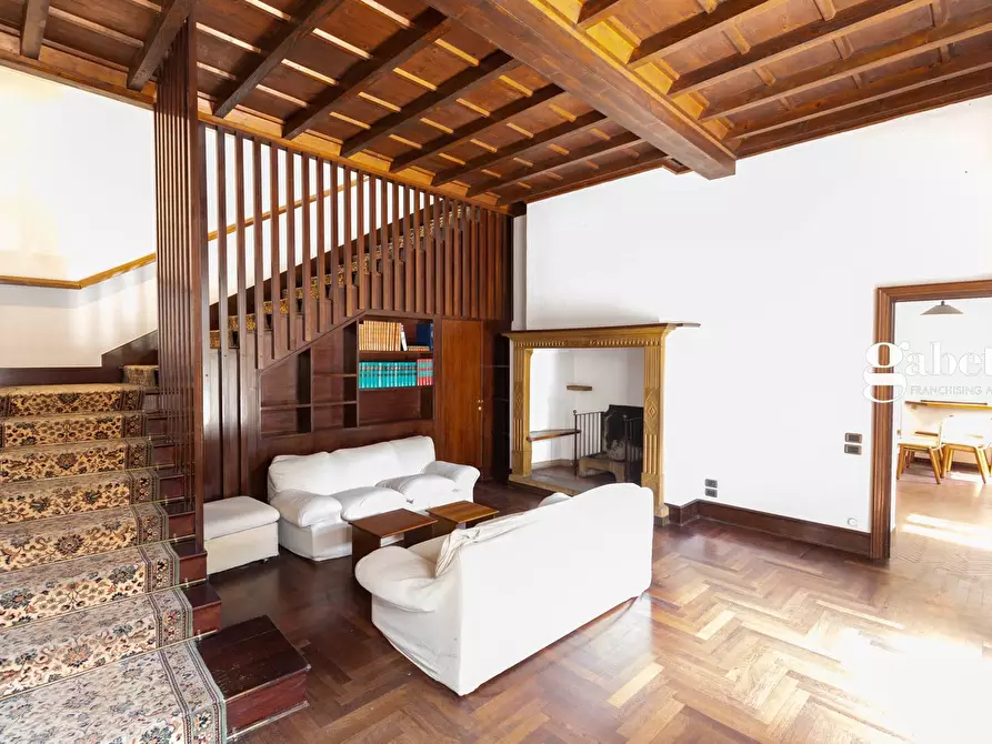 Immagine 24 di Palazzo in vendita  in Piazza Cioja 1 a Missaglia