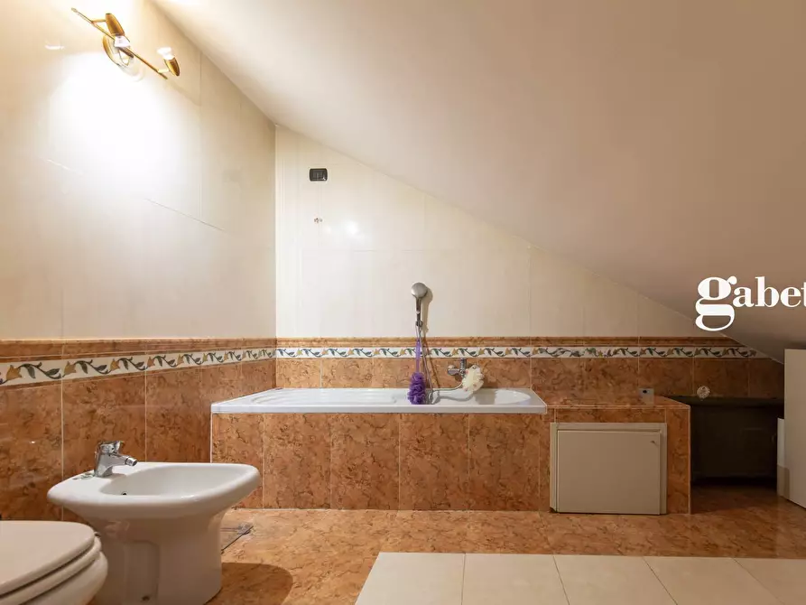 Immagine 23 di Appartamento in vendita  in Via Risorgimento 75 a Bernareggio