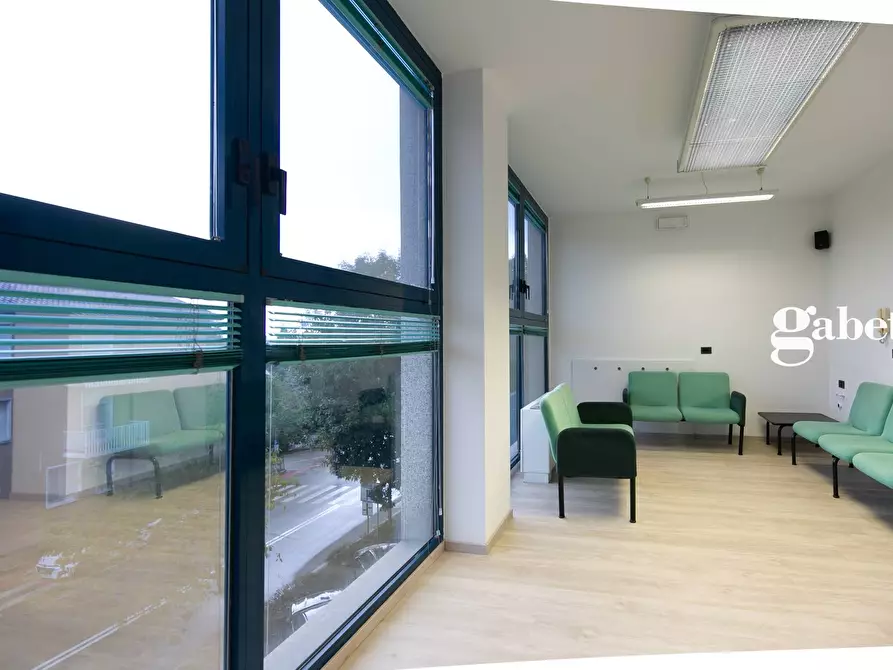 Immagine 29 di Ufficio in vendita  in Via De Gasperi 119 a Merate