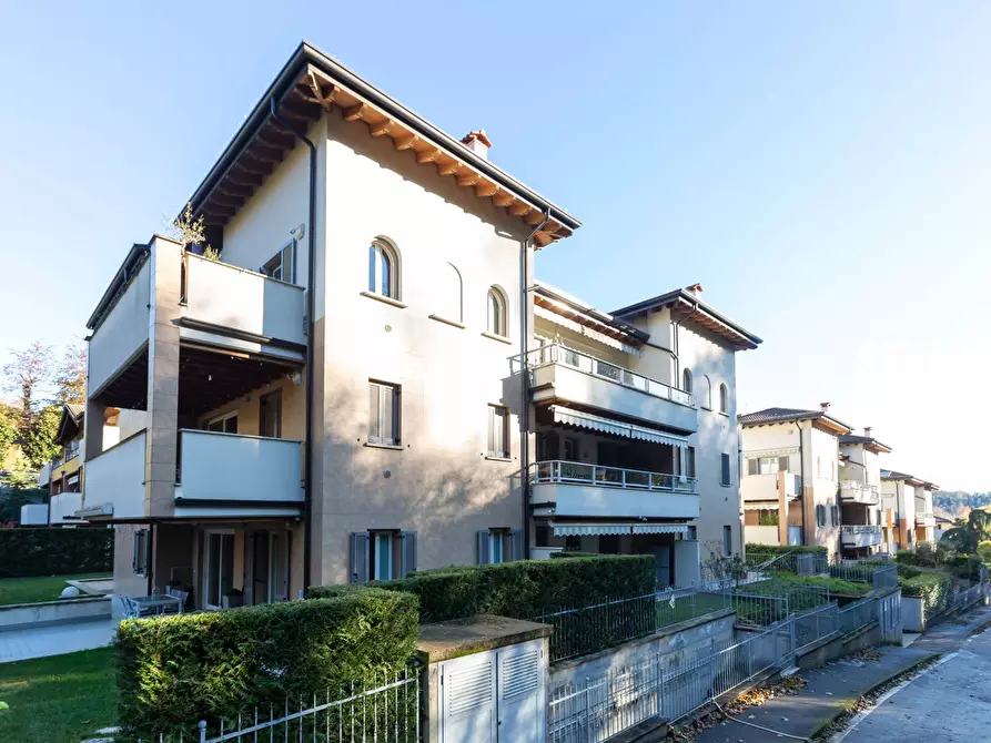 Immagine 4 di Appartamento in vendita  in Via Ruschetta 2 a Imbersago