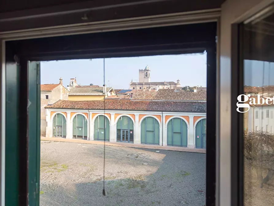 Immagine 25 di Attico in vendita  in Via Rocca 20/22 a Castelleone