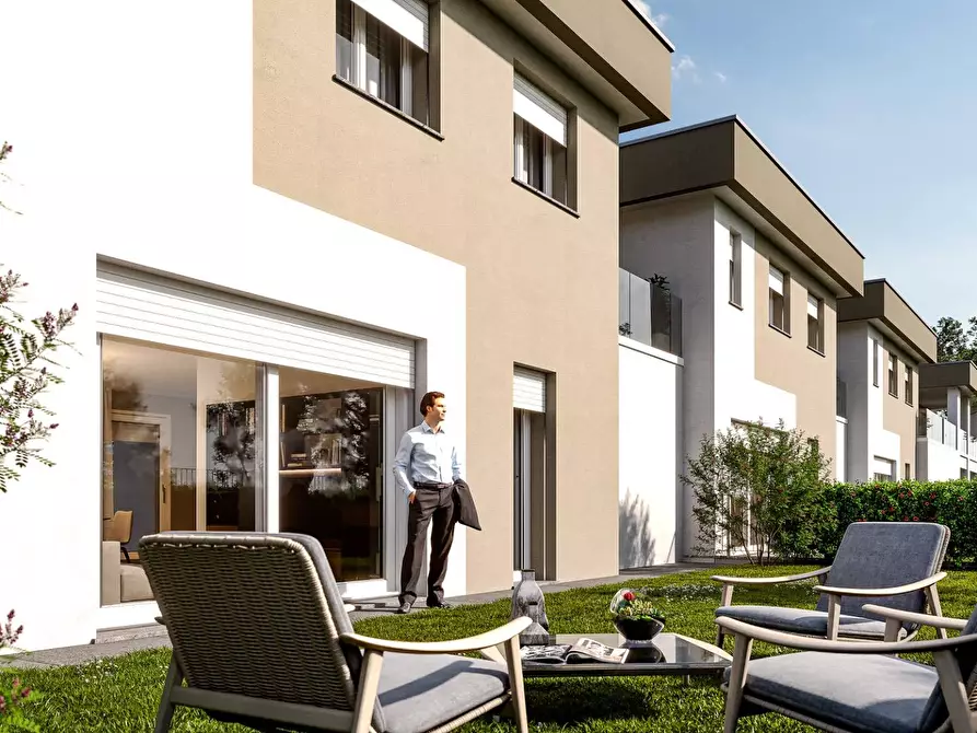 Immagine 3 di Villetta a schiera in vendita  in Via Marconi snc a Ronco Briantino