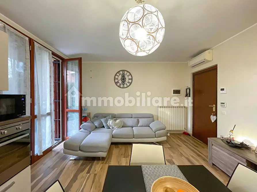 Immagine 4 di Appartamento in affitto  in Via Santa Chiara 7/A a Busnago