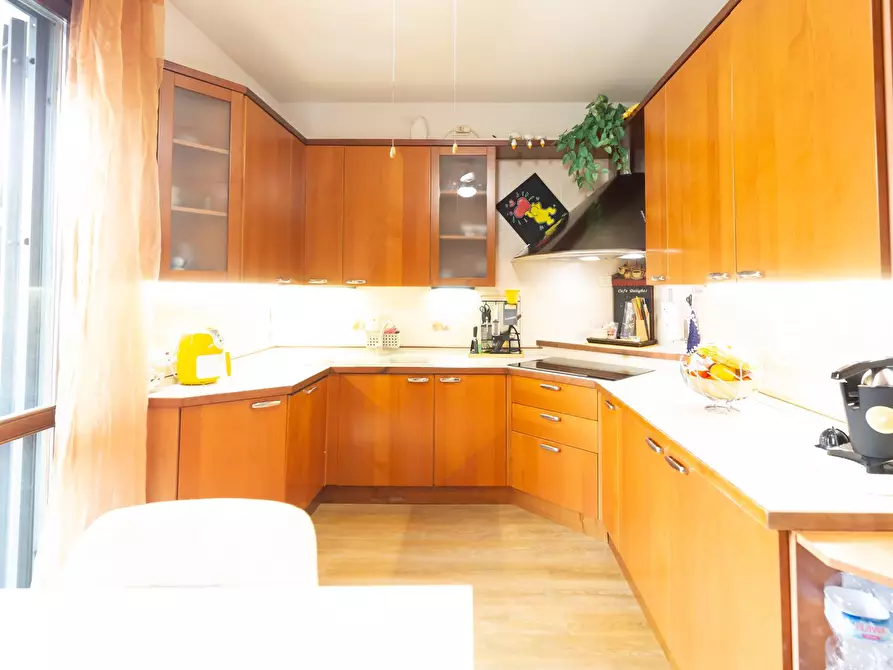 Immagine 19 di Appartamento in vendita  in Via Albareda 50 a Aicurzio