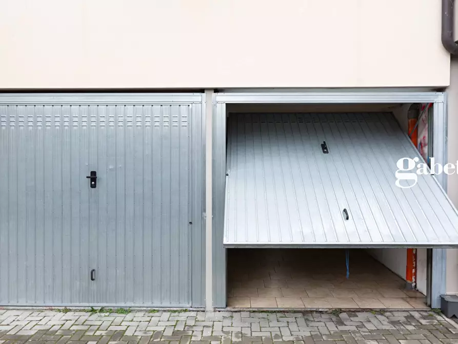 Immagine 41 di Appartamento in vendita  in Via Albareda 50 a Aicurzio