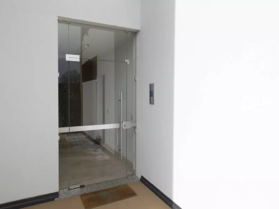 Immagine 12 di Attico in vendita  in via Setticarraro 34 a Bernareggio