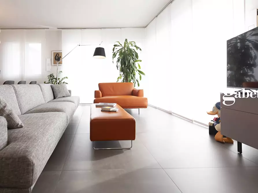 Immagine 16 di Attico in vendita  in via Setticarraro 34 a Bernareggio