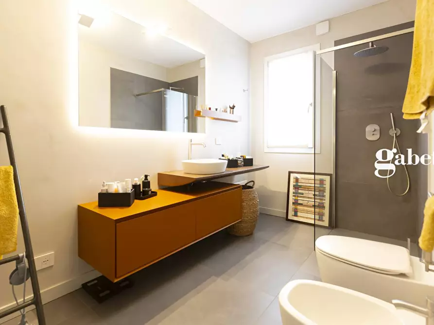 Immagine 34 di Attico in vendita  in via Setticarraro 34 a Bernareggio