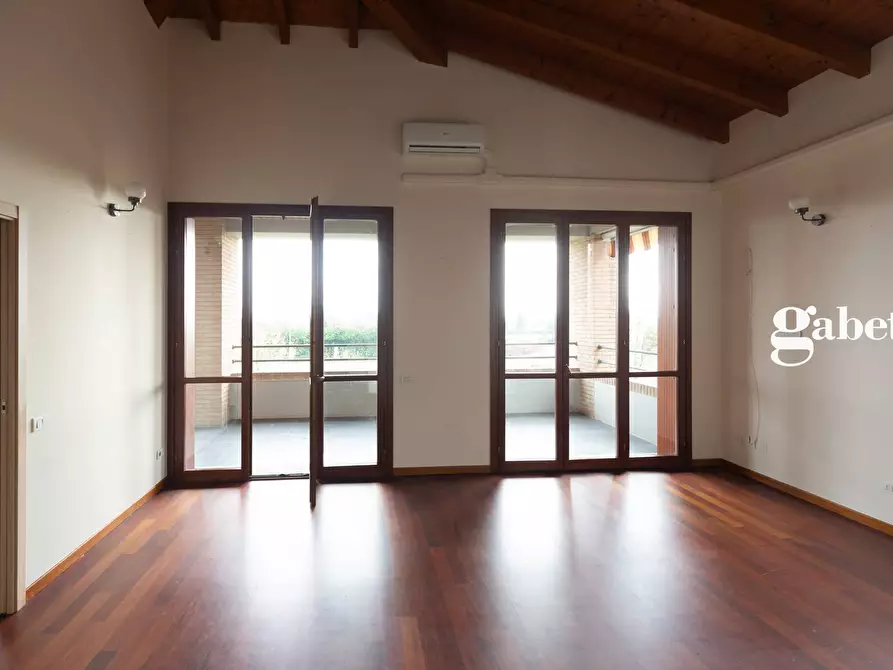 Immagine 15 di Attico in affitto  in Via Degli Alpini 8 a Merate