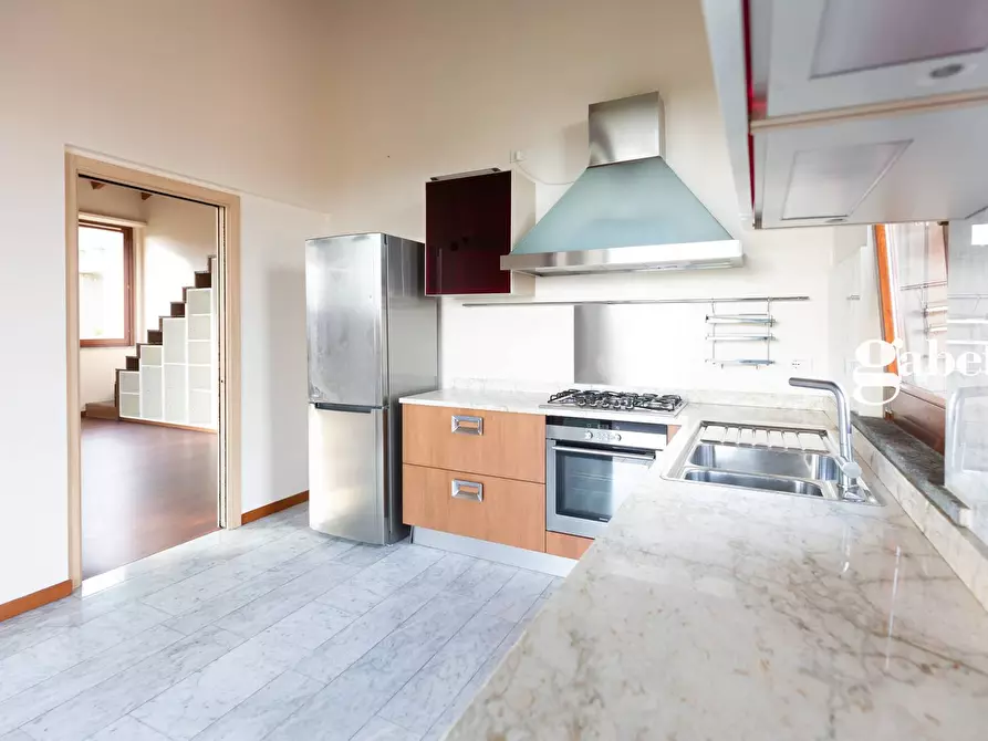 Immagine 26 di Attico in affitto  in Via Degli Alpini 8 a Merate