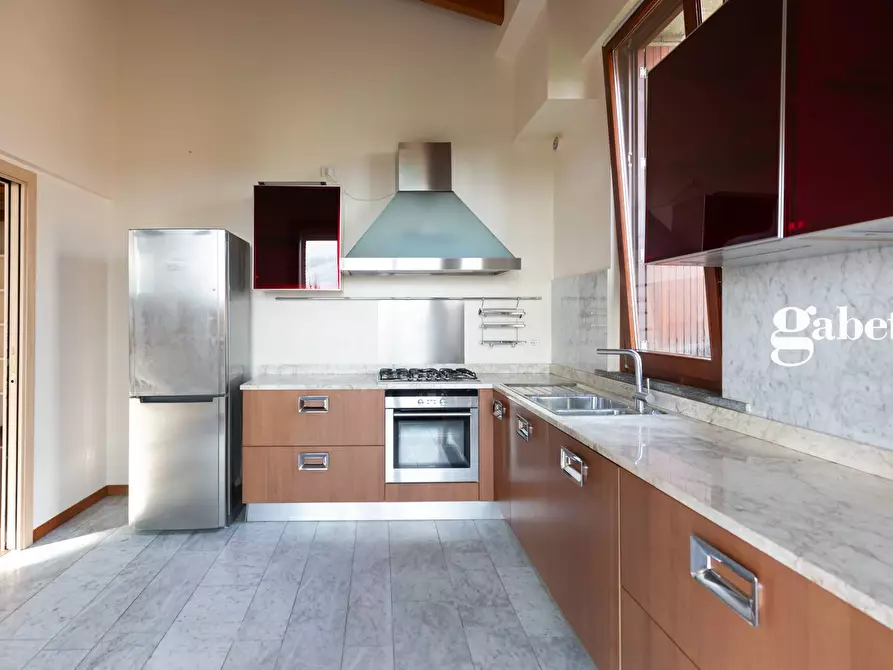 Immagine 28 di Attico in affitto  in Via Degli Alpini 8 a Merate