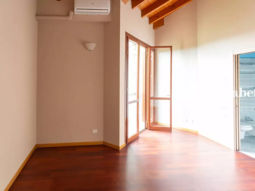 Immagine 35 di Attico in affitto  in Via Degli Alpini 8 a Merate