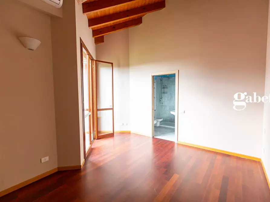 Immagine 36 di Attico in affitto  in Via Degli Alpini 8 a Merate