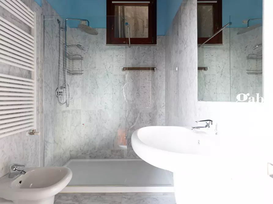 Immagine 40 di Attico in affitto  in Via Degli Alpini 8 a Merate