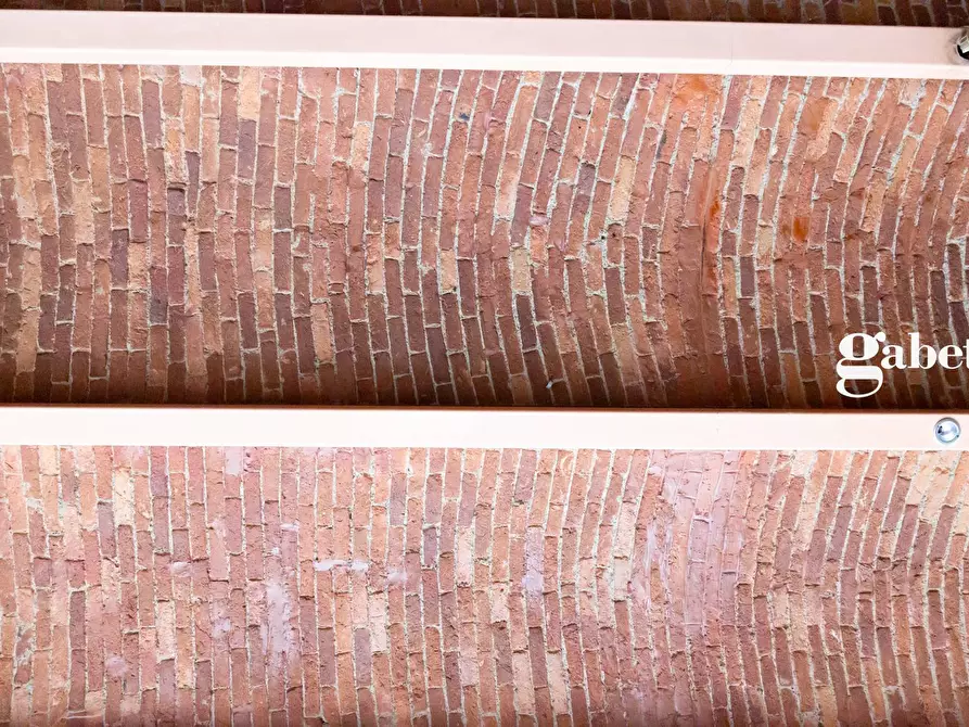 Immagine 20 di Negozio in vendita  in Piazza Prinetti 18 a Merate