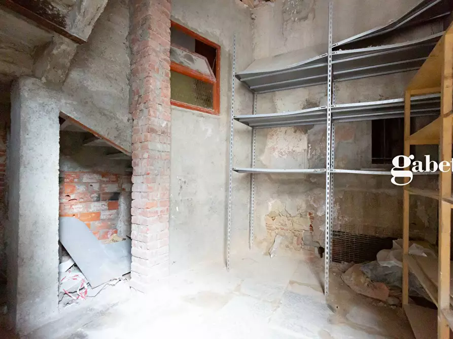 Immagine 25 di Negozio in vendita  in Piazza Prinetti 18 a Merate