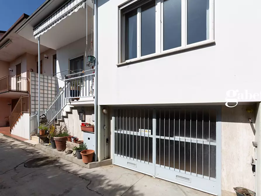 Immagine 4 di Casa indipendente in vendita  in Via Donizetti 3 a Bernareggio