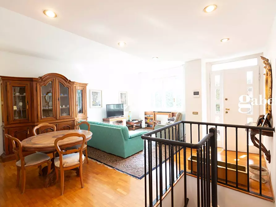 Immagine 10 di Casa indipendente in vendita  in Via Donizetti 3 a Bernareggio