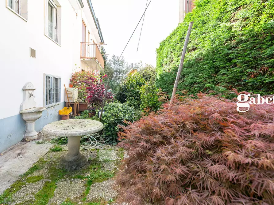 Immagine 17 di Casa indipendente in vendita  in Via Donizetti 3 a Bernareggio