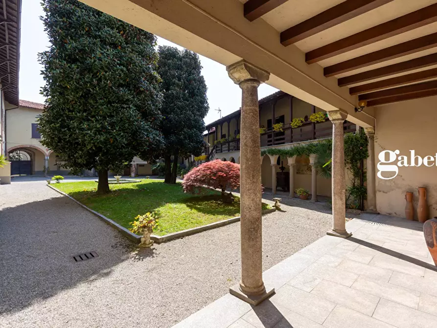 Immagine 9 di Appartamento in vendita  in Via Calco superiore 1 a Calco