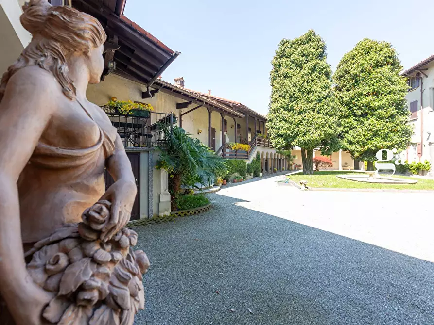 Immagine 14 di Appartamento in vendita  in Via Calco superiore 1 a Calco