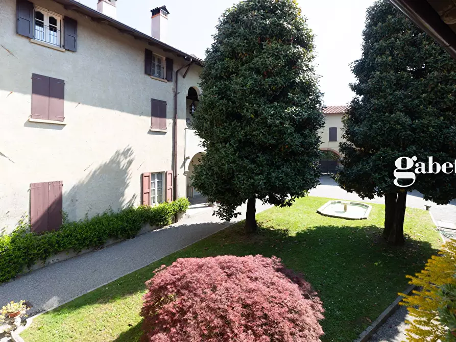 Immagine 19 di Appartamento in vendita  in Via Calco superiore 1 a Calco