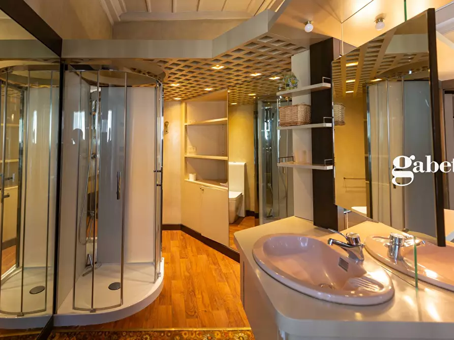 Immagine 36 di Appartamento in vendita  in Via Calco superiore 1 a Calco