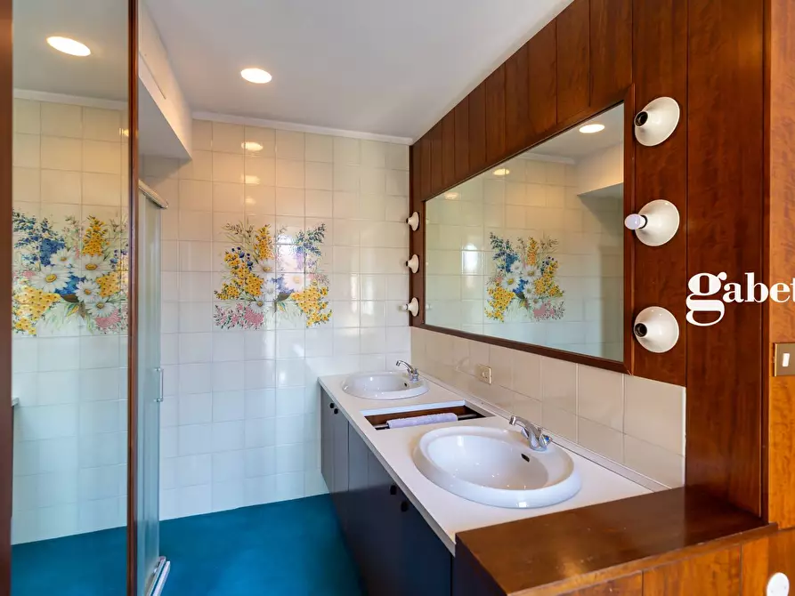 Immagine 43 di Appartamento in vendita  in Via Calco superiore 1 a Calco